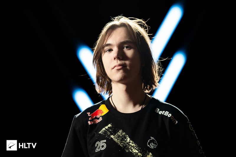 职业选手告诉你为什么拳头Valorant不如CSGO