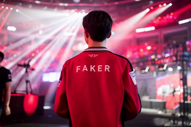 Heroic 首先进入 PGL Masters 布加勒斯特 2025 季后赛，NiP 退出比赛